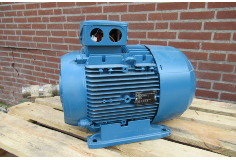 .3,3 KW - 735 RPM / 14 KW - 1475 RPM  As 42 mm. Used.